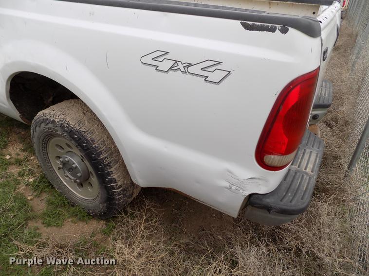 image for item FG9428 2007 Ford F250 Super Duty XL SuperCab pickup truck