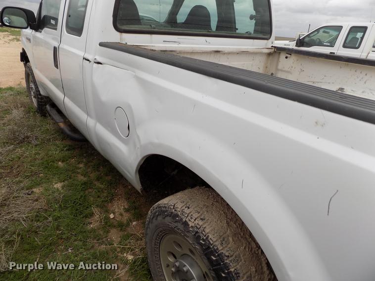 image for item FG9428 2007 Ford F250 Super Duty XL SuperCab pickup truck