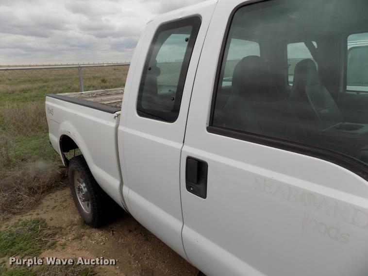 image for item FG9428 2007 Ford F250 Super Duty XL SuperCab pickup truck