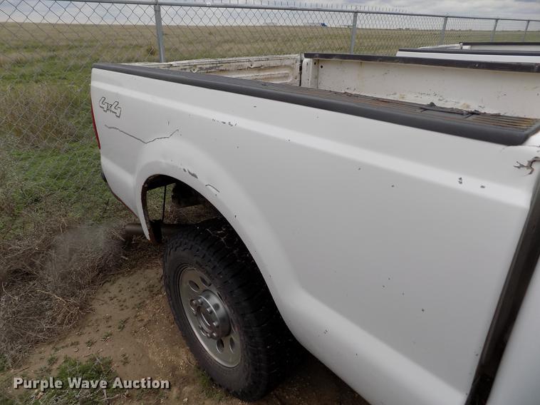 image for item FG9428 2007 Ford F250 Super Duty XL SuperCab pickup truck