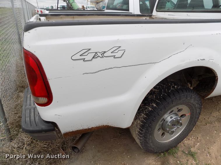 image for item FG9428 2007 Ford F250 Super Duty XL SuperCab pickup truck