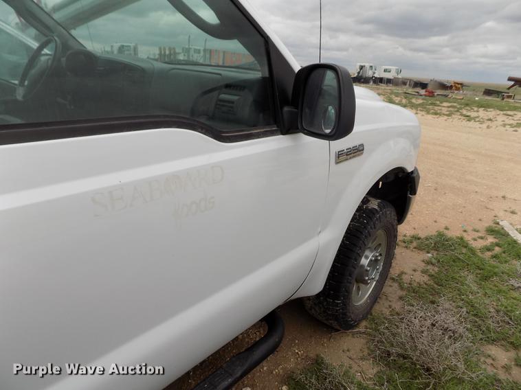 image for item FG9428 2007 Ford F250 Super Duty XL SuperCab pickup truck