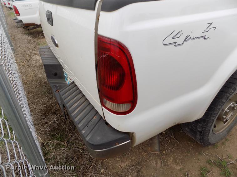 image for item FG9429 2008 Ford F250 Super Duty XL SuperCab pickup truck