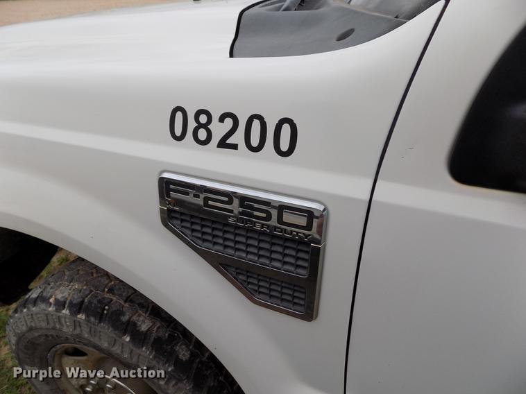 image for item FG9429 2008 Ford F250 Super Duty XL SuperCab pickup truck