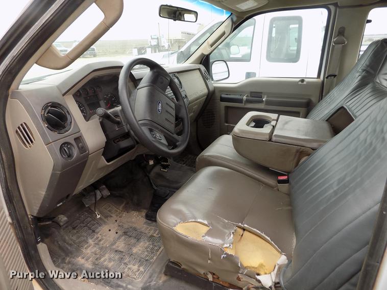 image for item FG9429 2008 Ford F250 Super Duty XL SuperCab pickup truck
