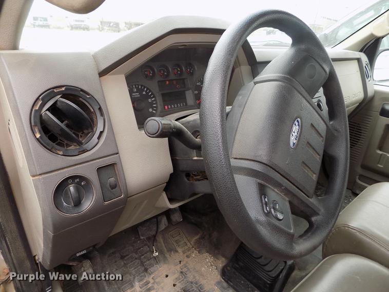 image for item FG9429 2008 Ford F250 Super Duty XL SuperCab pickup truck