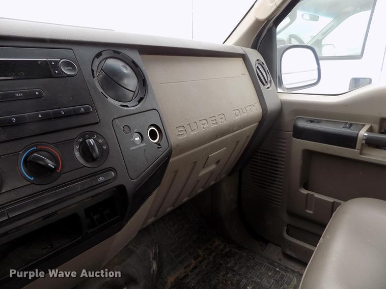 image for item FG9429 2008 Ford F250 Super Duty XL SuperCab pickup truck
