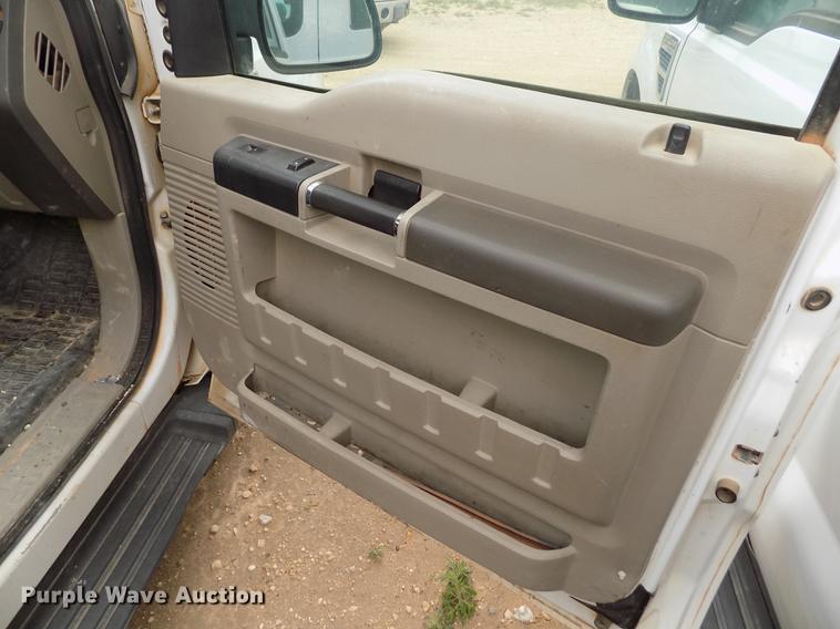 image for item FG9429 2008 Ford F250 Super Duty XL SuperCab pickup truck