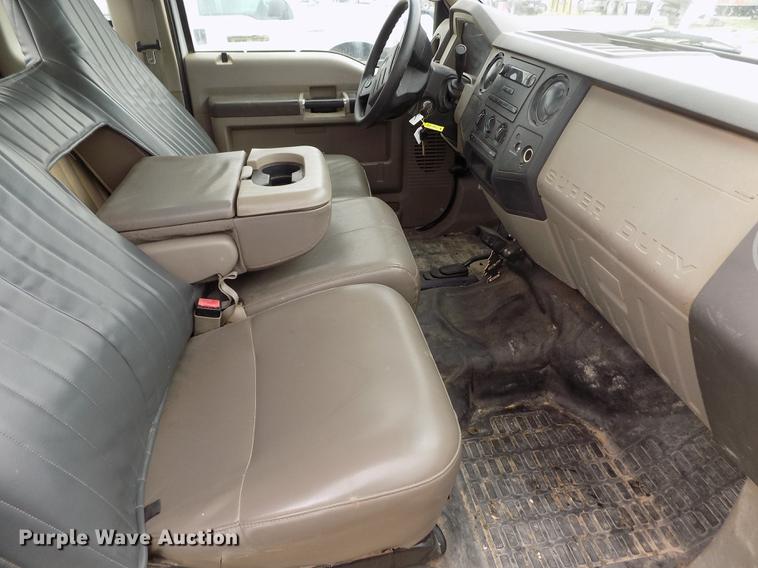 image for item FG9429 2008 Ford F250 Super Duty XL SuperCab pickup truck