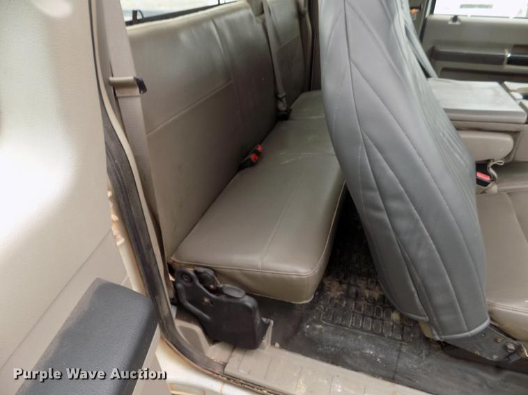 image for item FG9429 2008 Ford F250 Super Duty XL SuperCab pickup truck