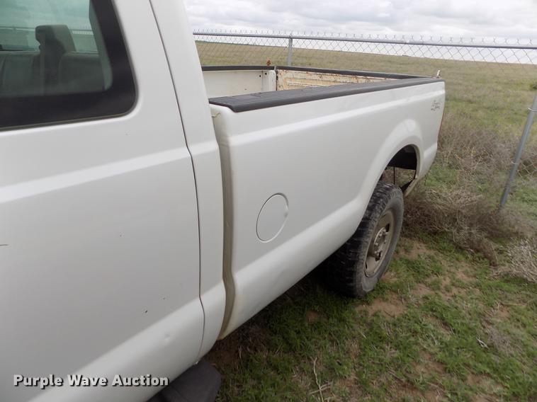 image for item FG9429 2008 Ford F250 Super Duty XL SuperCab pickup truck