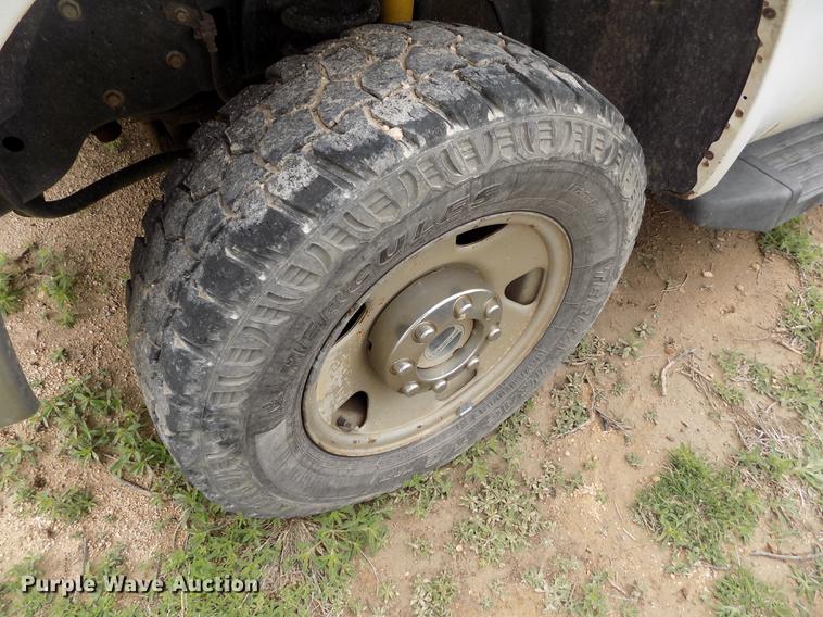 image for item FG9429 2008 Ford F250 Super Duty XL SuperCab pickup truck