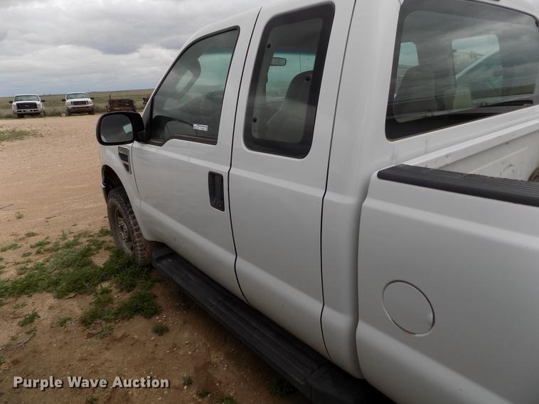 image for item FG9430 2008 Ford F250 Super Duty XL SuperCab pickup truck