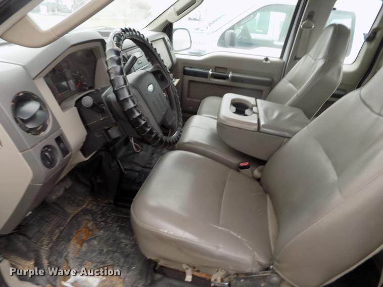 image for item FG9430 2008 Ford F250 Super Duty XL SuperCab pickup truck