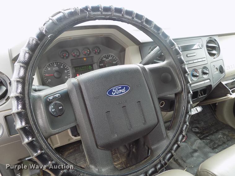 image for item FG9430 2008 Ford F250 Super Duty XL SuperCab pickup truck