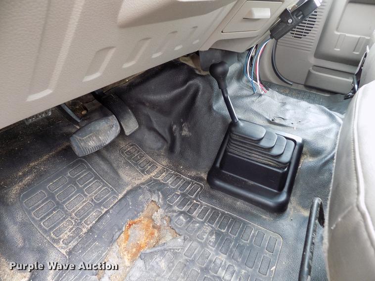 image for item FG9430 2008 Ford F250 Super Duty XL SuperCab pickup truck