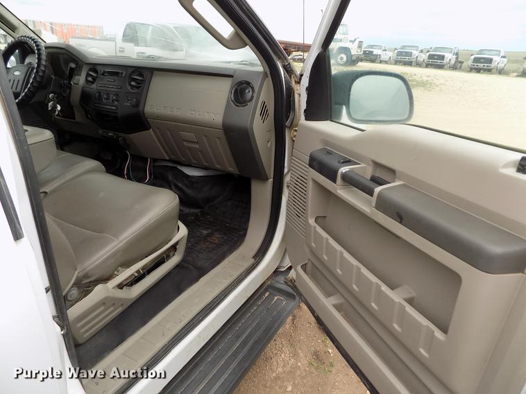 image for item FG9430 2008 Ford F250 Super Duty XL SuperCab pickup truck