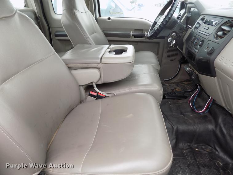 image for item FG9430 2008 Ford F250 Super Duty XL SuperCab pickup truck