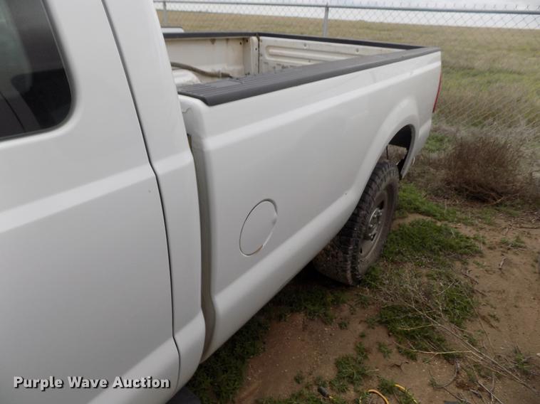 image for item FG9430 2008 Ford F250 Super Duty XL SuperCab pickup truck