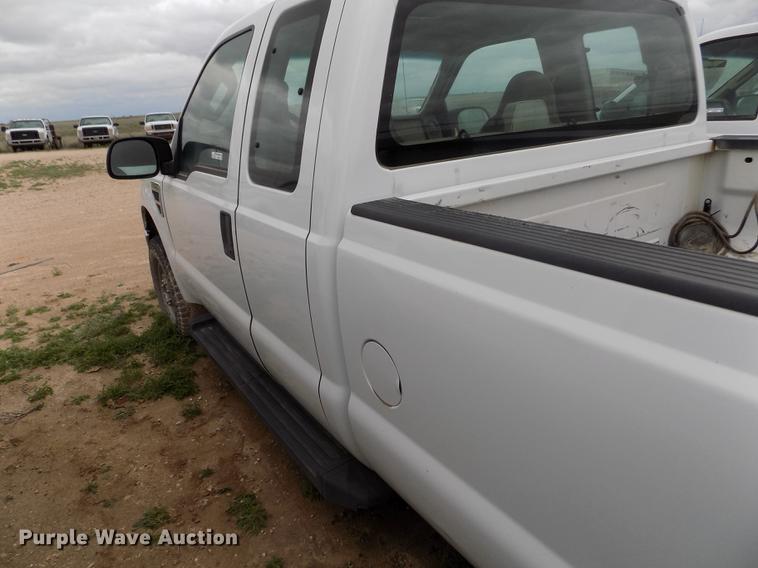 image for item FG9430 2008 Ford F250 Super Duty XL SuperCab pickup truck