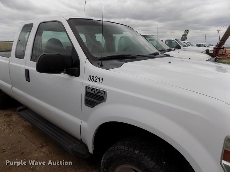 image for item FG9430 2008 Ford F250 Super Duty XL SuperCab pickup truck