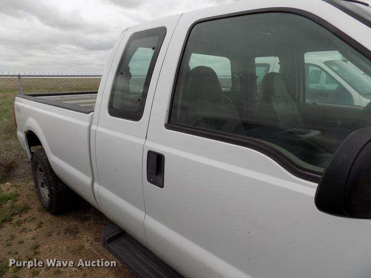 image for item FG9430 2008 Ford F250 Super Duty XL SuperCab pickup truck