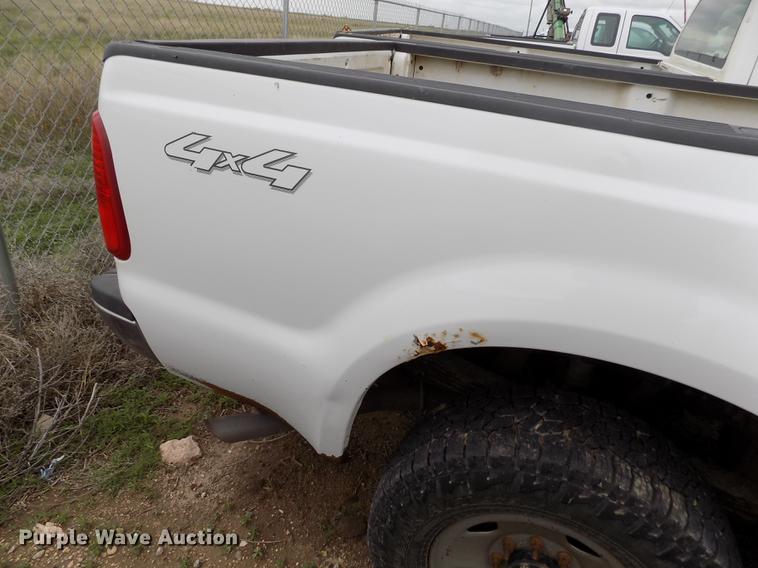 image for item FG9430 2008 Ford F250 Super Duty XL SuperCab pickup truck