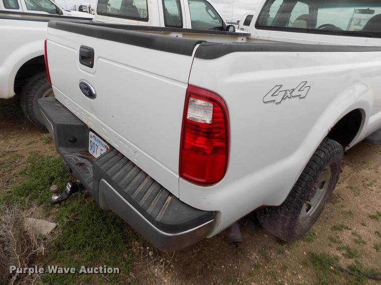 image for item FG9430 2008 Ford F250 Super Duty XL SuperCab pickup truck