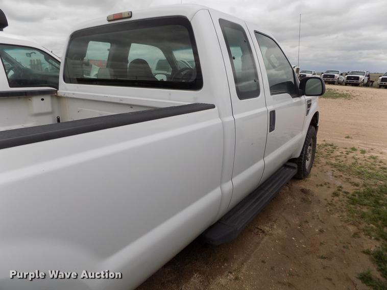 image for item FG9430 2008 Ford F250 Super Duty XL SuperCab pickup truck