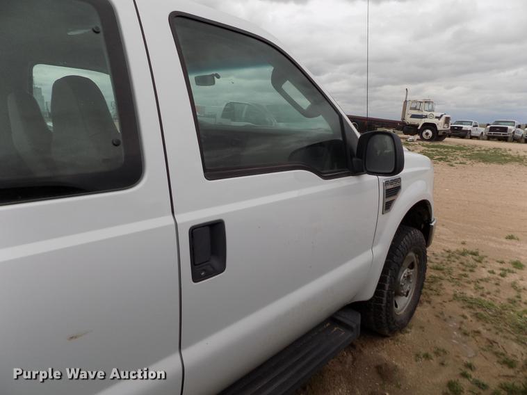 image for item FG9430 2008 Ford F250 Super Duty XL SuperCab pickup truck