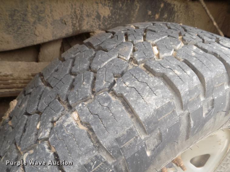 image for item FG9430 2008 Ford F250 Super Duty XL SuperCab pickup truck