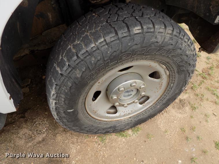 image for item FG9430 2008 Ford F250 Super Duty XL SuperCab pickup truck