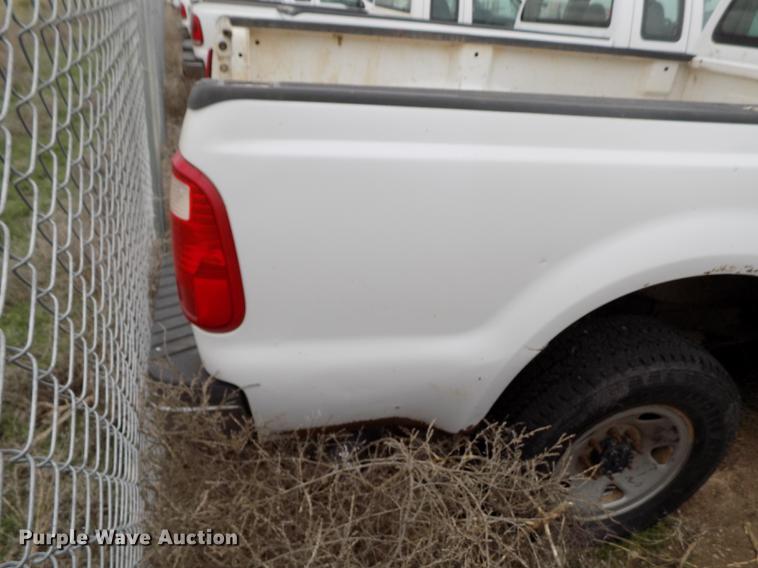 image for item FG9431 2008 Ford F250 Super Duty XL SuperCab pickup truck