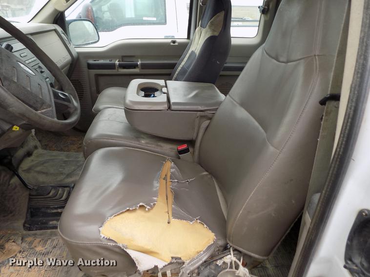 image for item FG9431 2008 Ford F250 Super Duty XL SuperCab pickup truck