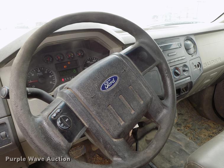 image for item FG9431 2008 Ford F250 Super Duty XL SuperCab pickup truck