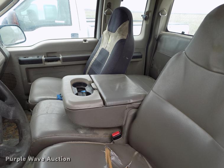 image for item FG9431 2008 Ford F250 Super Duty XL SuperCab pickup truck