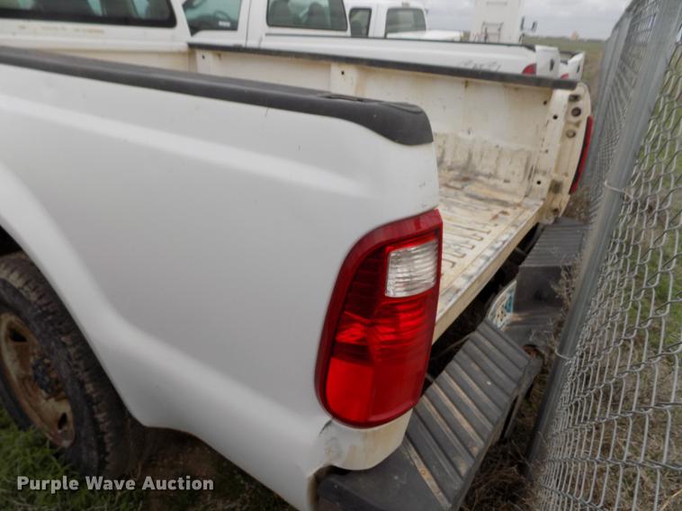 image for item FG9431 2008 Ford F250 Super Duty XL SuperCab pickup truck