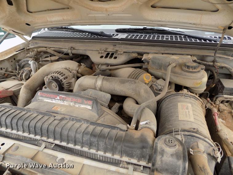 image for item FG9432 2007 Ford F250 Super Duty XL pickup truck