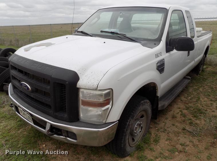 image for item FG9433 2008 Ford F250 Super Duty XL SuperCab pickup truck
