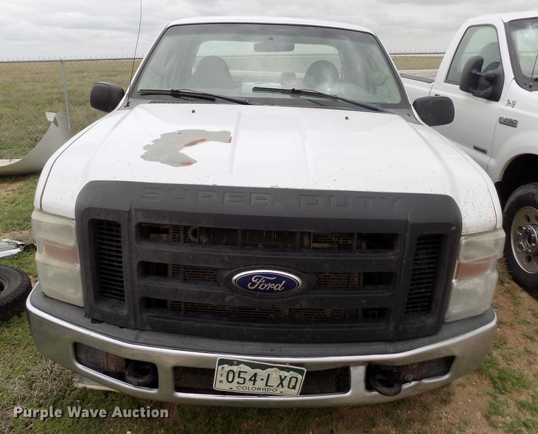 image for item FG9433 2008 Ford F250 Super Duty XL SuperCab pickup truck