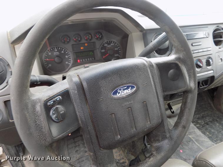 image for item FG9433 2008 Ford F250 Super Duty XL SuperCab pickup truck