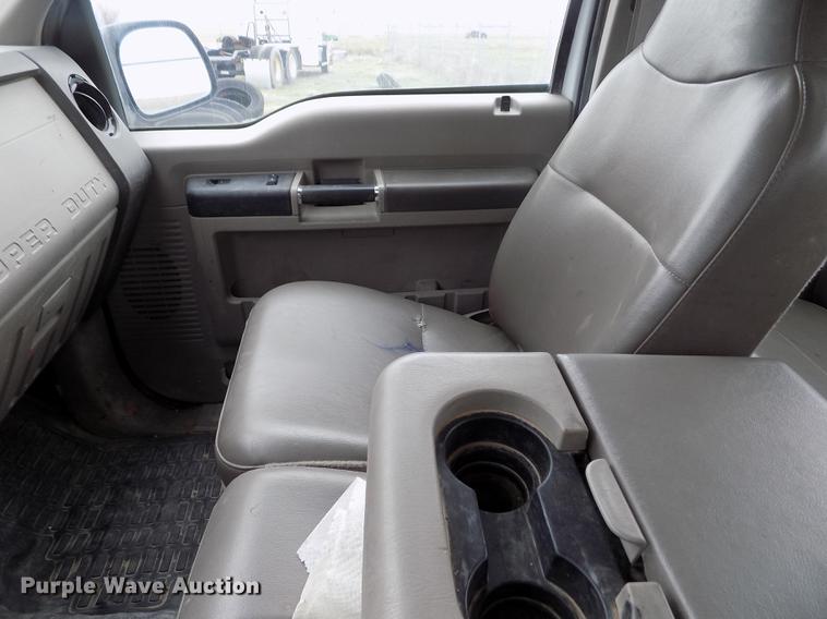 image for item FG9433 2008 Ford F250 Super Duty XL SuperCab pickup truck