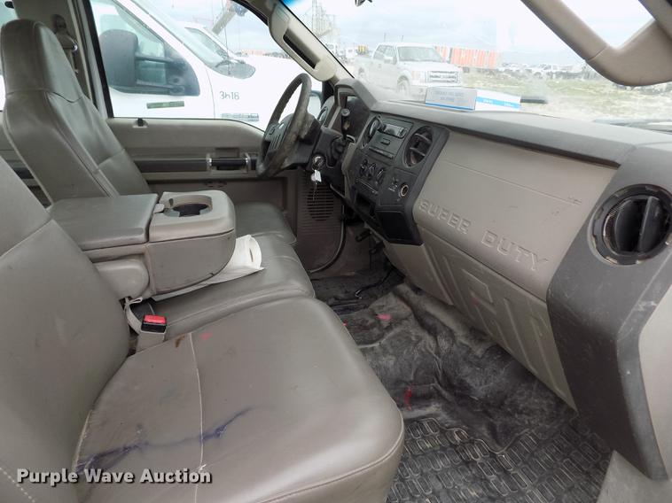 image for item FG9433 2008 Ford F250 Super Duty XL SuperCab pickup truck