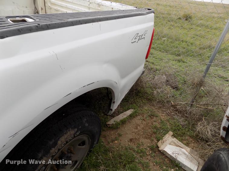image for item FG9433 2008 Ford F250 Super Duty XL SuperCab pickup truck