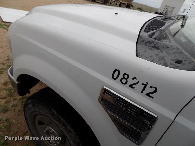 image for item FG9433 2008 Ford F250 Super Duty XL SuperCab pickup truck