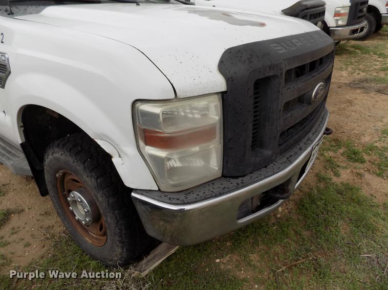 image for item FG9433 2008 Ford F250 Super Duty XL SuperCab pickup truck