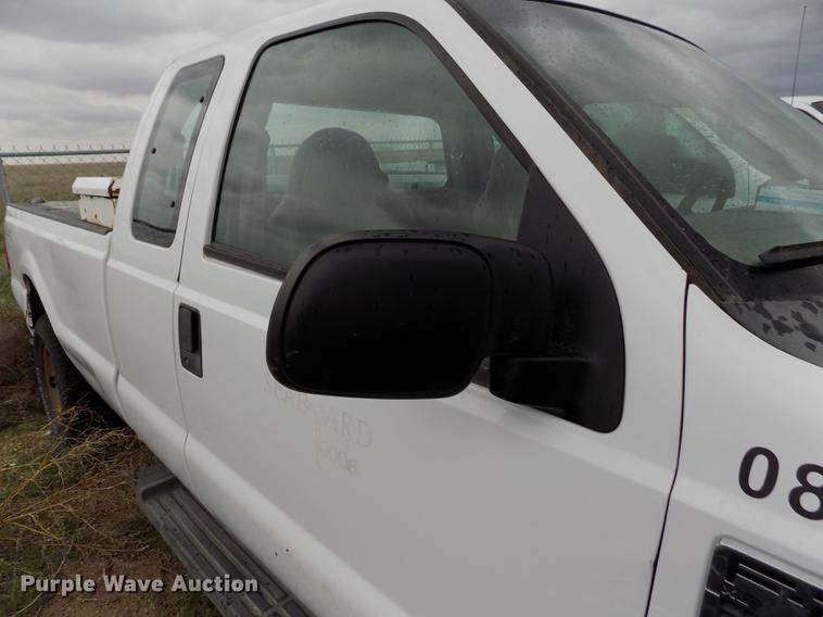 image for item FG9433 2008 Ford F250 Super Duty XL SuperCab pickup truck