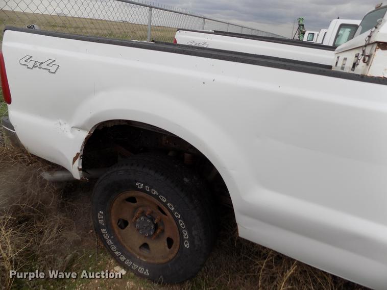 image for item FG9433 2008 Ford F250 Super Duty XL SuperCab pickup truck