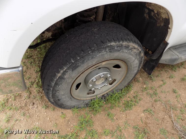 image for item FG9433 2008 Ford F250 Super Duty XL SuperCab pickup truck