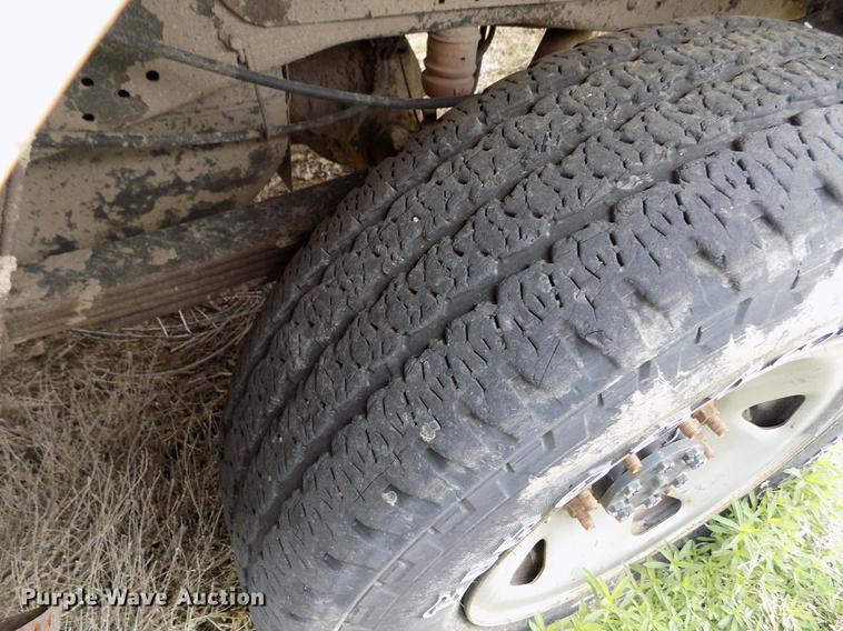 image for item FG9433 2008 Ford F250 Super Duty XL SuperCab pickup truck